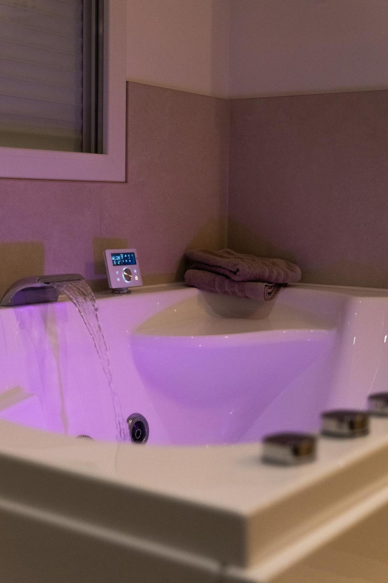 Zen Et Romantique Room - Harmonie Moulins  Dış mekan fotoğraf